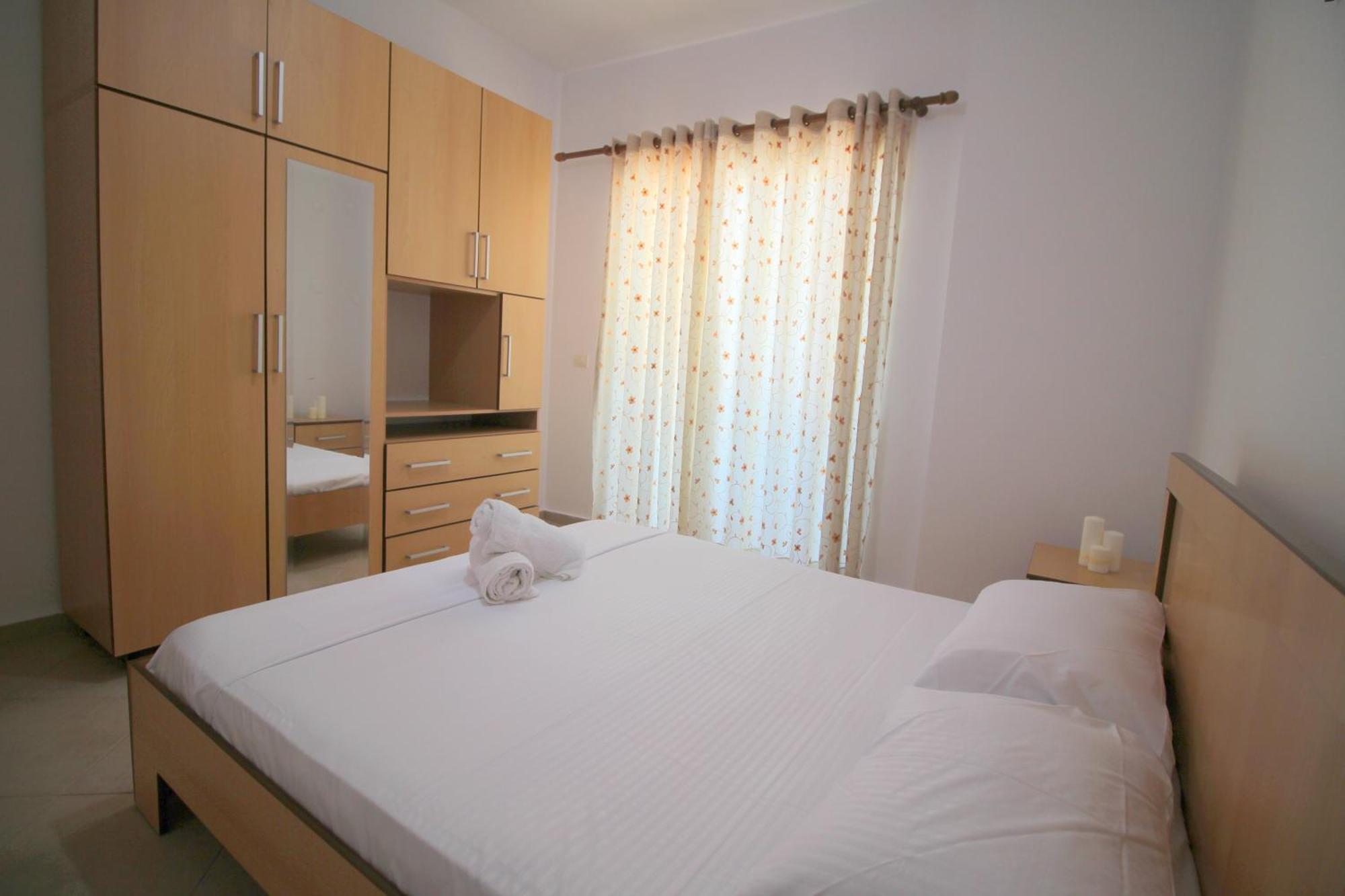 July Seaview Apartments Sarandë Exteriér fotografie