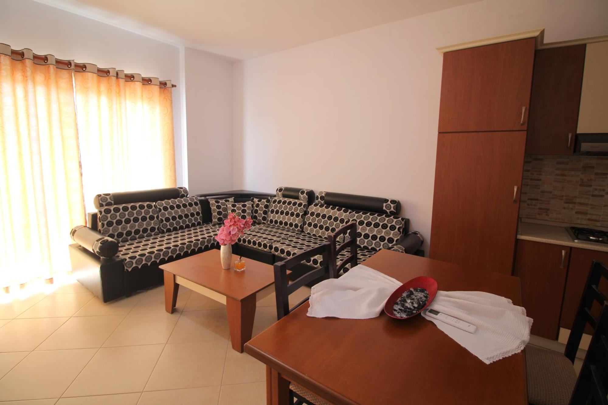 July Seaview Apartments Sarandë Exteriér fotografie