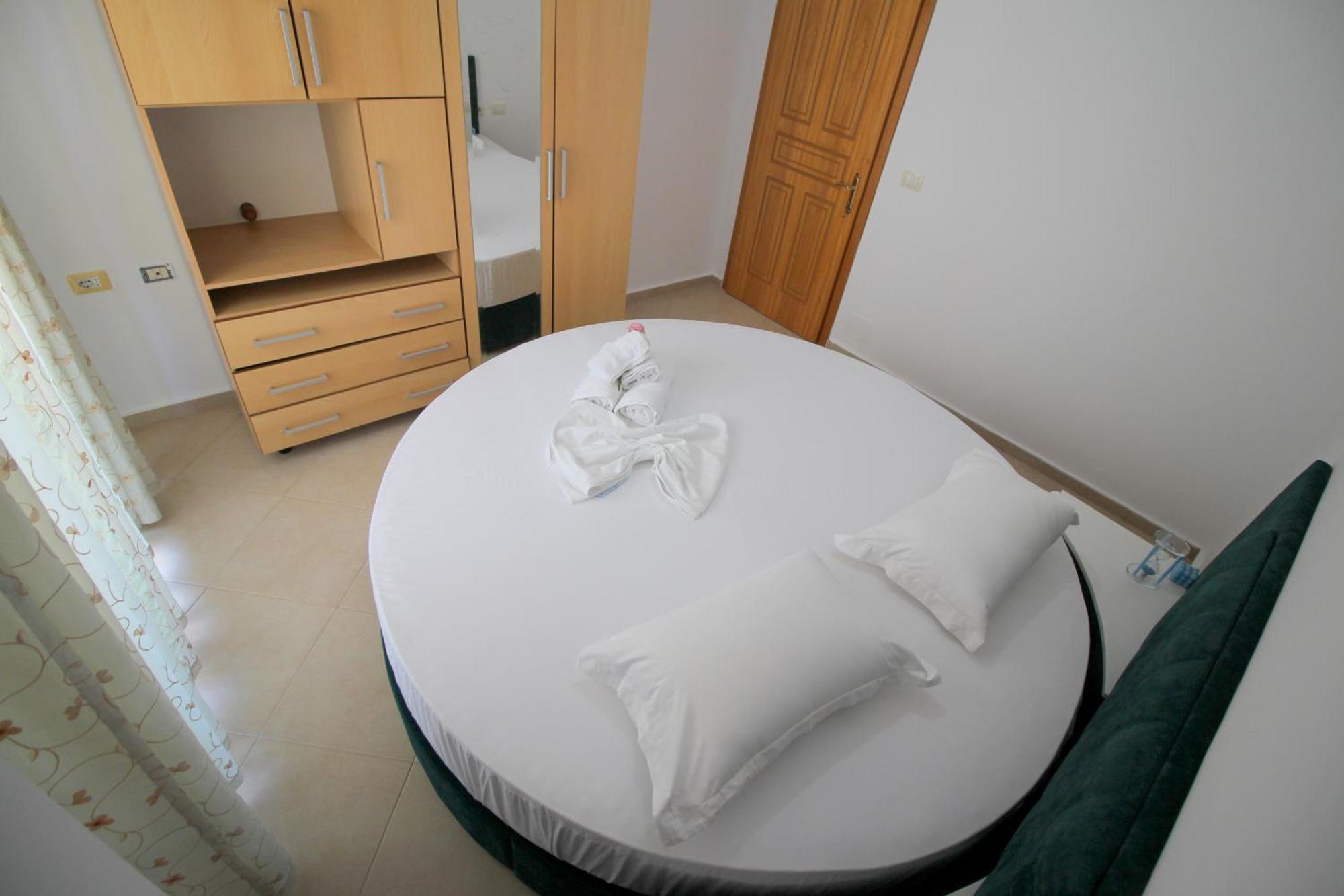 July Seaview Apartments Sarandë Exteriér fotografie